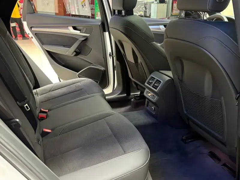 Audi Q5L Sportback 2024 40 TFSI Luxury — миниатюра 8