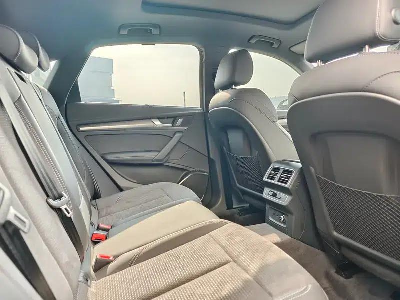 Audi Q5L Sportback 2024 40 TFSI Luxury — миниатюра 16