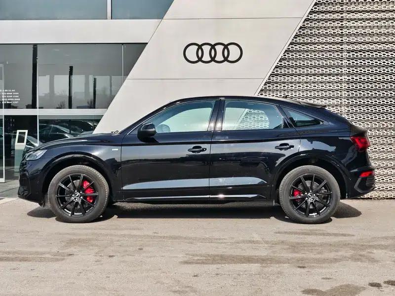 Audi Q5L Sportback 2024 40 TFSI Luxury — миниатюра 3