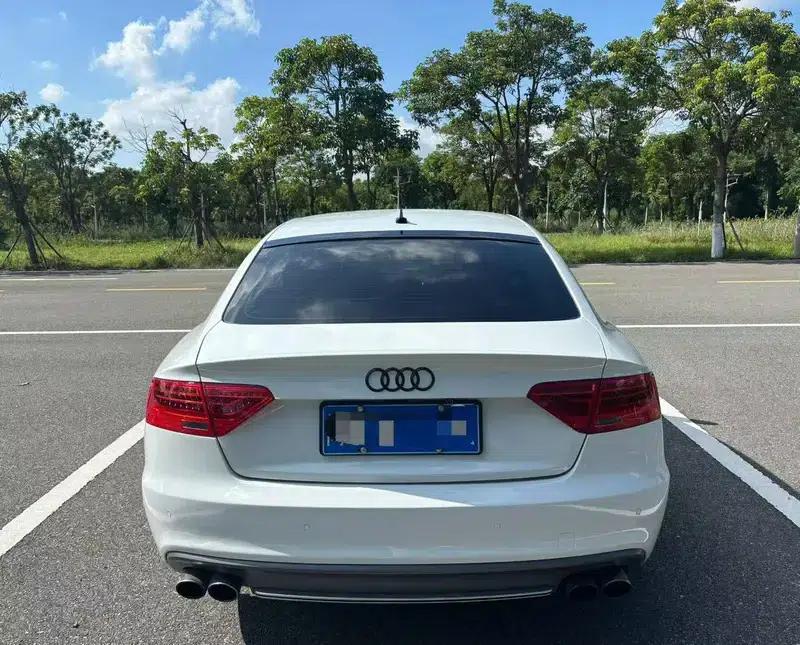 2012 Audi S5 3.0T Sportback — миниатюра 5