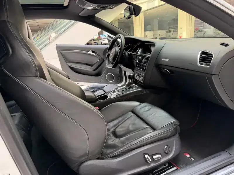 Audi S5 2012 S5 3.0T Coupe — миниатюра 9