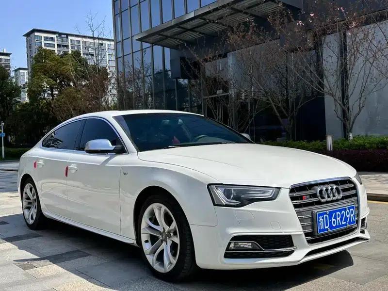 2012 Audi S5 3.0T Sportback — миниатюра 3