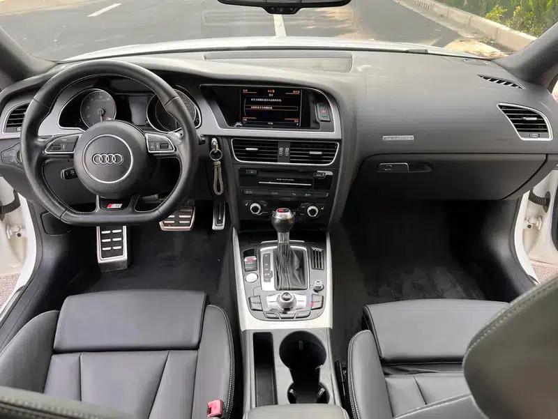 2012 Audi S5 3.0T Sportback — миниатюра 11