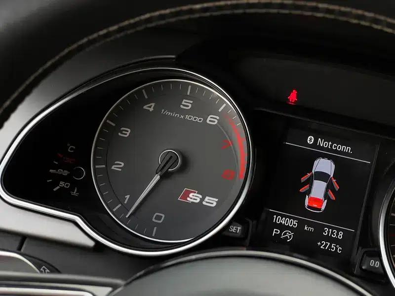 2012 Audi S5 3.0T Sportback — миниатюра 15