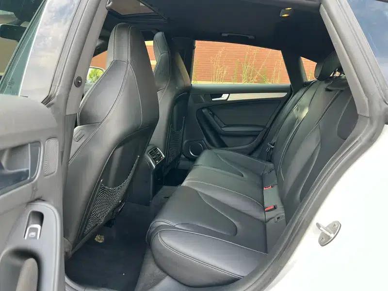2012 Audi S5 3.0T Sportback — миниатюра 20