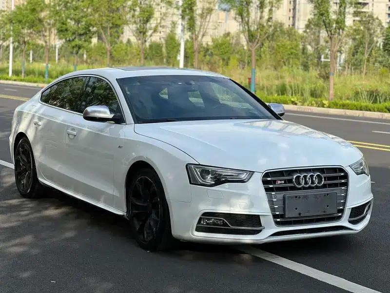 2012 Audi S5 3.0T Sportback — миниатюра 3