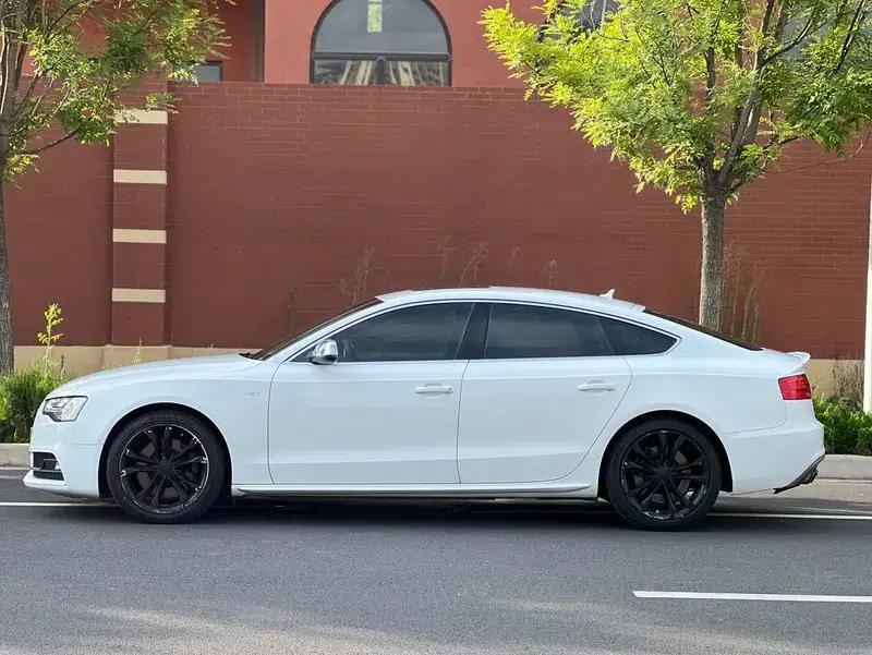2012 Audi S5 3.0T Sportback — миниатюра 4