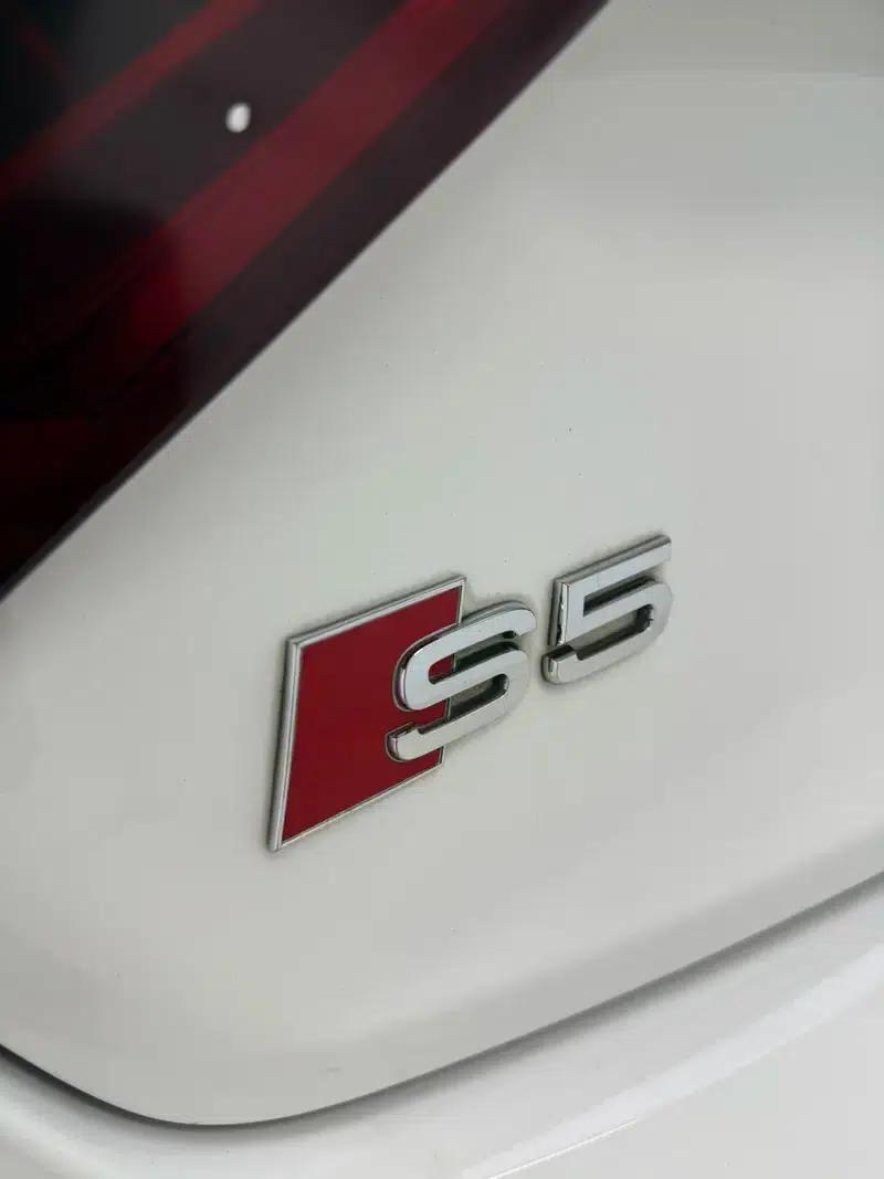 2012 Audi S5 3.0T Sportback — миниатюра 4