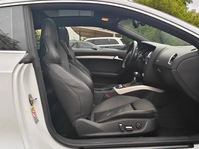 Audi S5 2012 S5 3.0T Coupe — миниатюра 15
