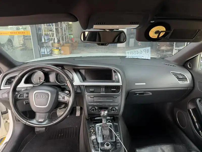 2010 Audi S5 3.0T Sportback — миниатюра 8