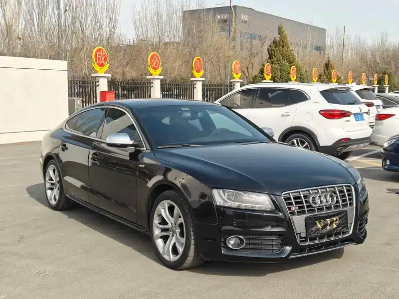 2010 Audi S5 3.0T Sportback — миниатюра 3