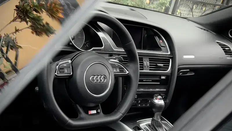 2012 Audi S5 3.0T Sportback — миниатюра 23
