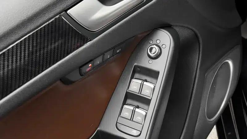 2012 Audi S5 3.0T Sportback — миниатюра 25