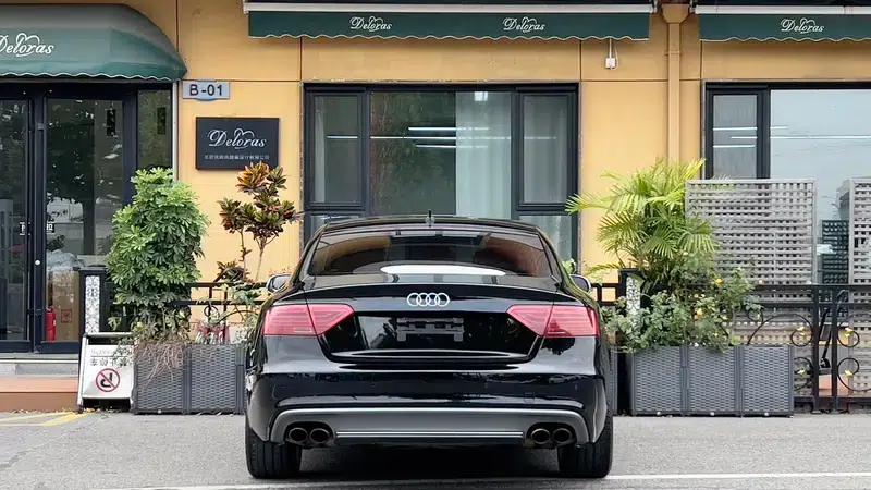 2012 Audi S5 3.0T Sportback — миниатюра 6