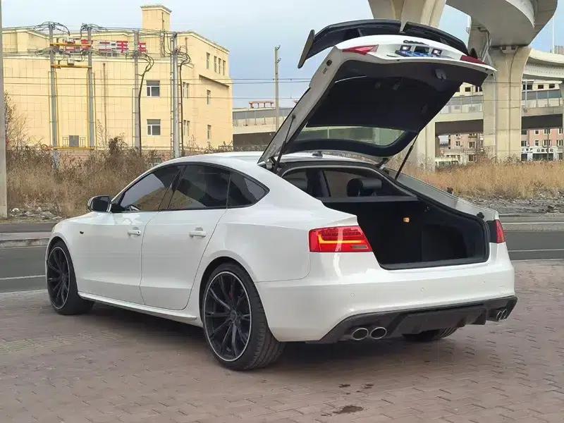 2012 Audi S5 3.0T Sportback — миниатюра 4
