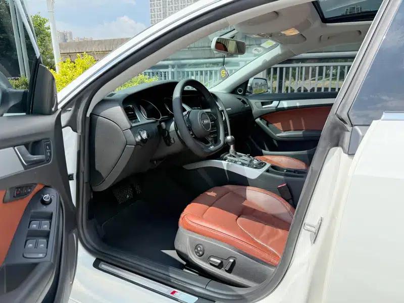 2010 Audi S5 3.0T Sportback — миниатюра 9