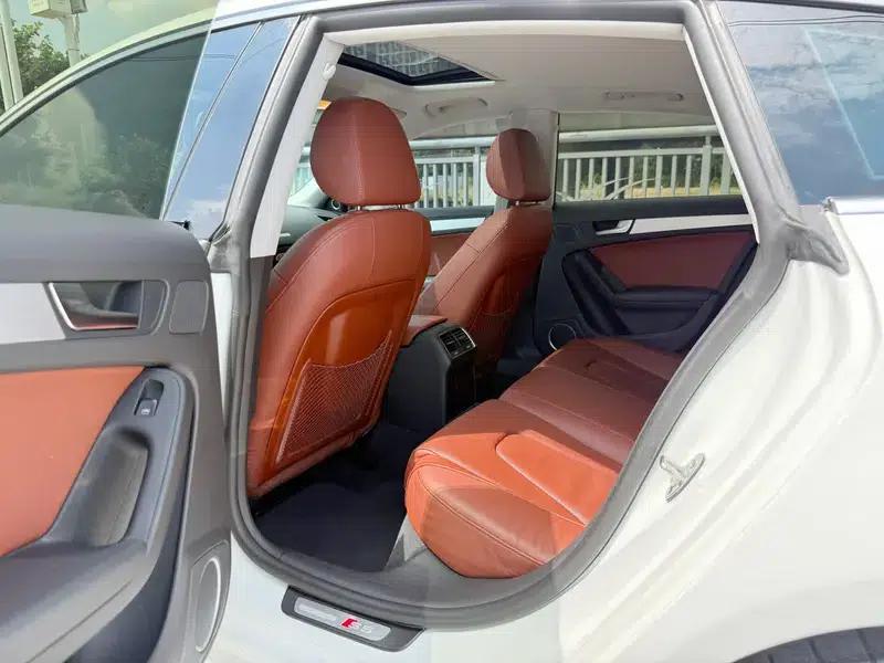 2010 Audi S5 3.0T Sportback — миниатюра 10