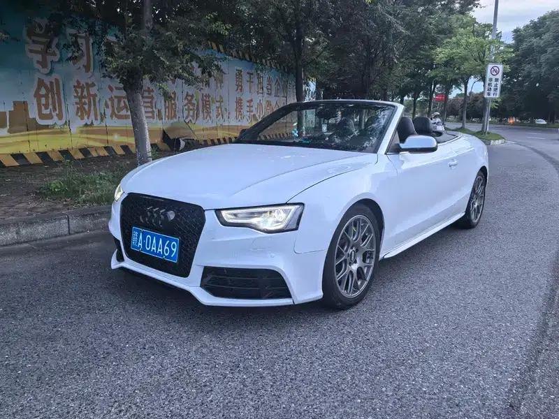 2010 Audi S5 3.0T Cabriolet — миниатюра 1