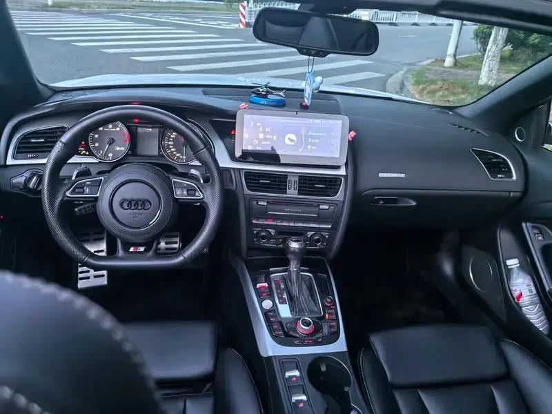 2010 Audi S5 3.0T Cabriolet — миниатюра 7
