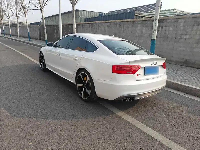 2012 Audi S5 3.0T Sportback — миниатюра 4