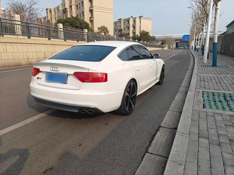 2012 Audi S5 3.0T Sportback — миниатюра 6