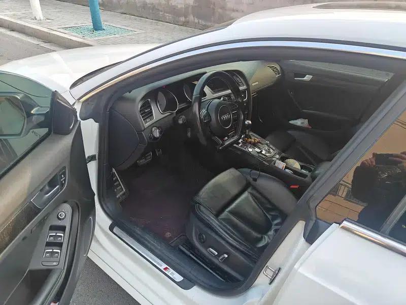 2012 Audi S5 3.0T Sportback — миниатюра 8