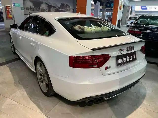 2012 Audi S5 3.0T Sportback — миниатюра 4