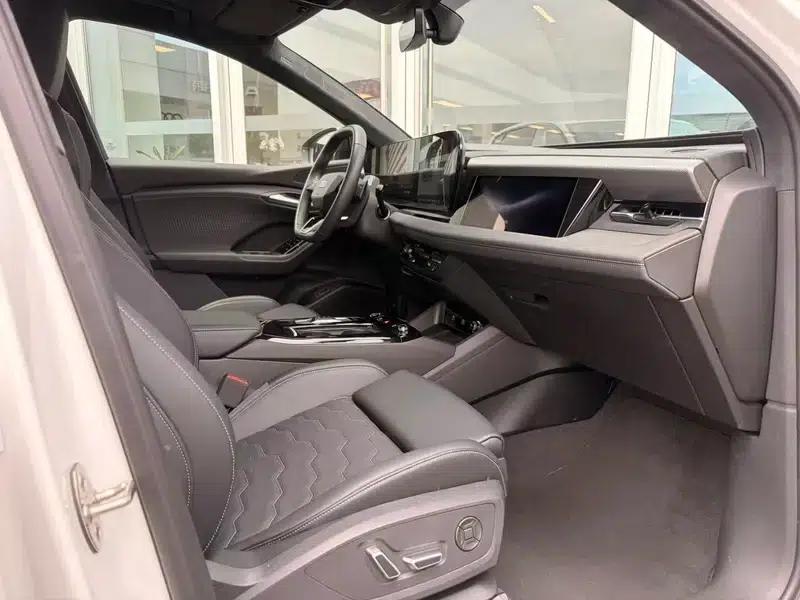 Audi Q6L e-tron 2026 First Edition — миниатюра 14