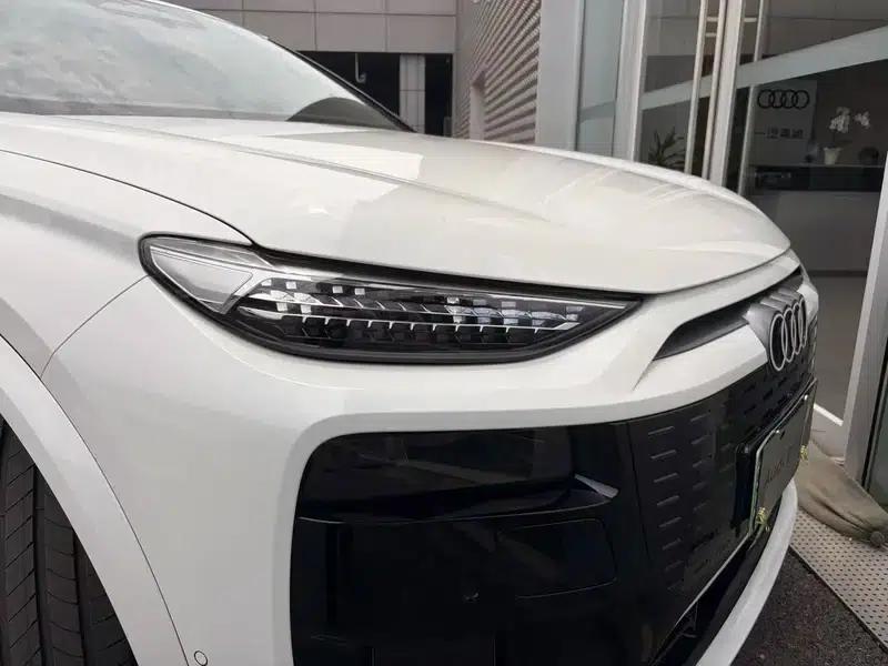 Audi Q6L e-tron 2026 First Edition — миниатюра 9