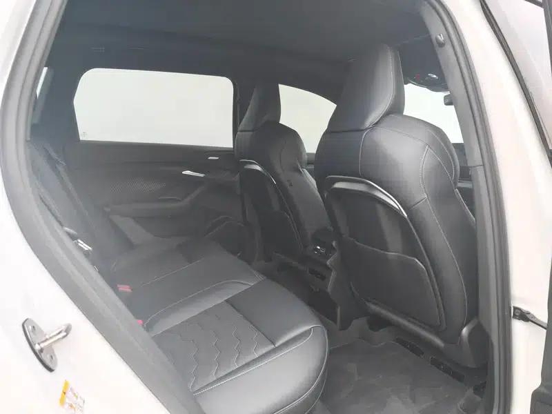 Audi Q6L e-tron 2026 First Edition — миниатюра 11
