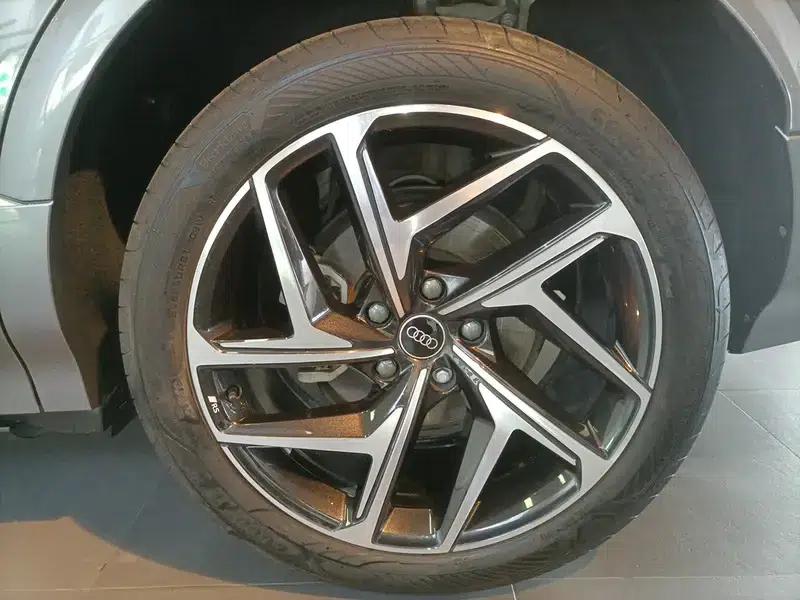 Audi Q6L e-tron 2026 First Edition — миниатюра 6