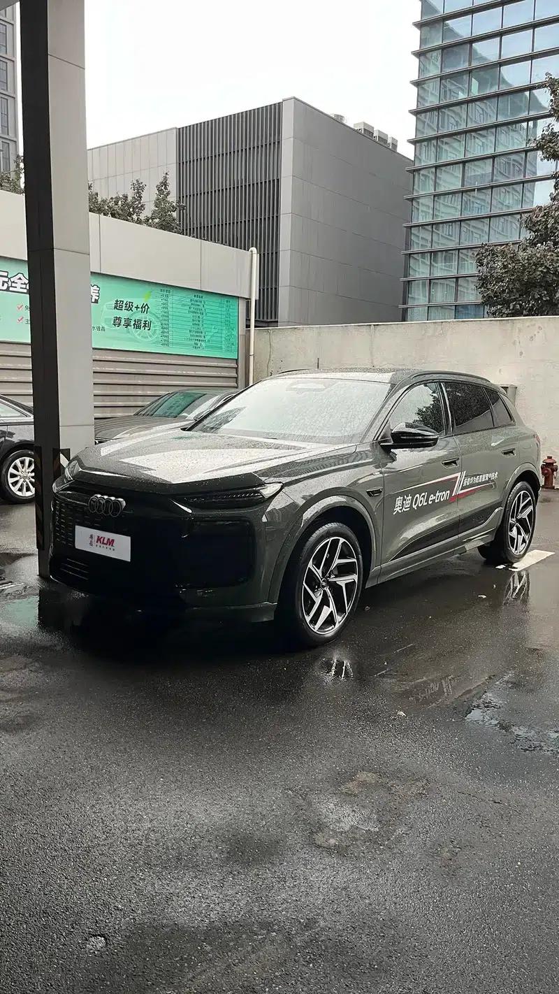 Audi Q6L e-tron 2026 First Edition — миниатюра 1