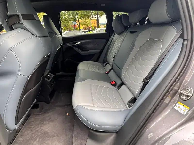 Audi Q6L e-tron 2026 First Edition — миниатюра 9
