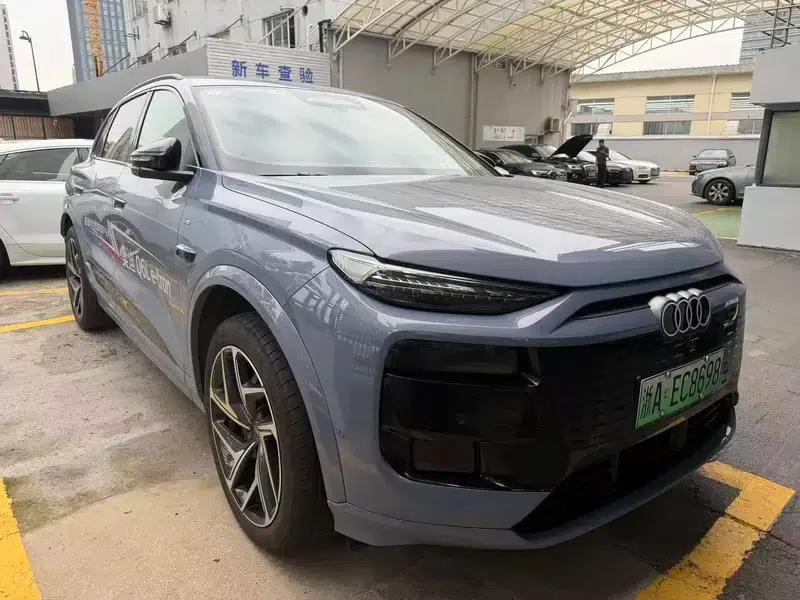 Audi Q6L e-tron 2026 First Edition — миниатюра 3