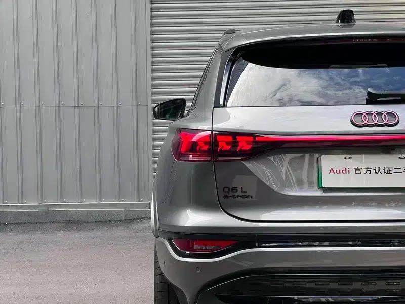 Audi Q6L e-tron 2026 First Edition — миниатюра 13
