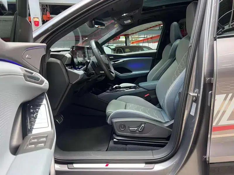 Audi Q6L e-tron 2026 First Edition — миниатюра 28