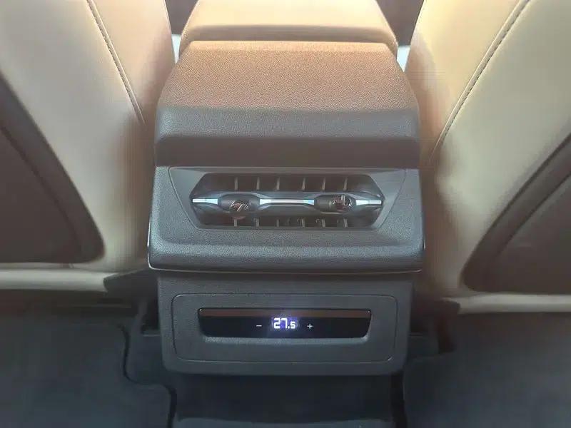 Audi Q6L e-tron 2026 First Edition — миниатюра 11