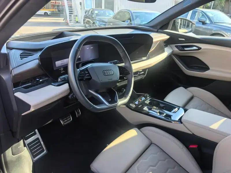 Audi Q6L e-tron 2026 First Edition — миниатюра 13