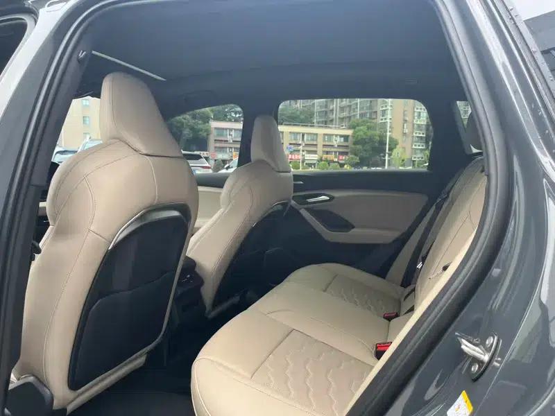 Audi Q6L e-tron 2026 First Edition — миниатюра 13