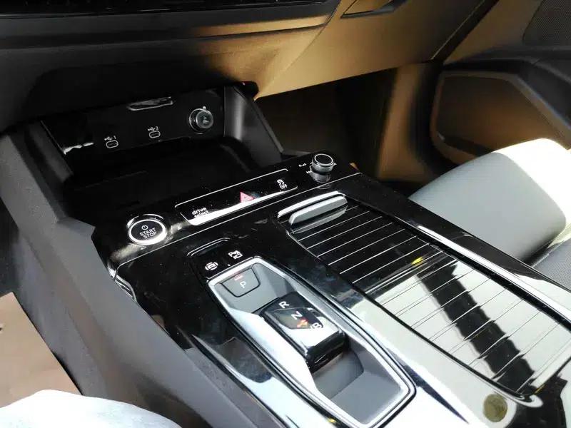 Audi Q6L e-tron 2026 Extended Range Version — миниатюра 18