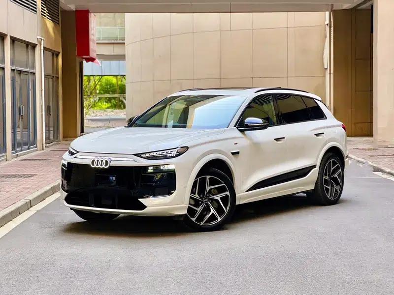 Audi Q6L e-tron 2026 First Edition — миниатюра 1