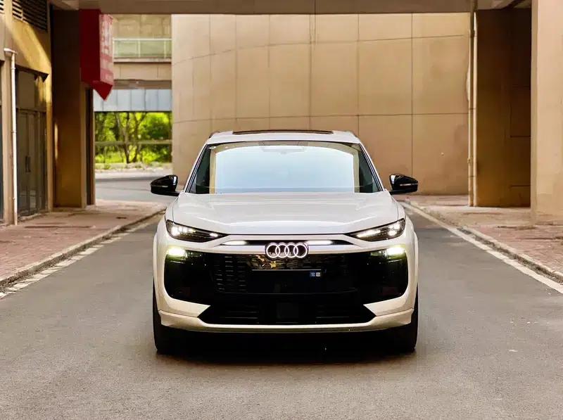Audi Q6L e-tron 2026 First Edition — миниатюра 2