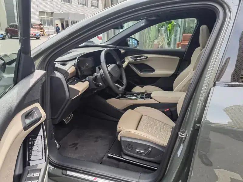 Audi Q6L e-tron 2026 First Edition — миниатюра 7