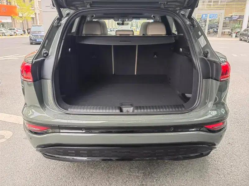 Audi Q6L e-tron 2026 First Edition — миниатюра 9