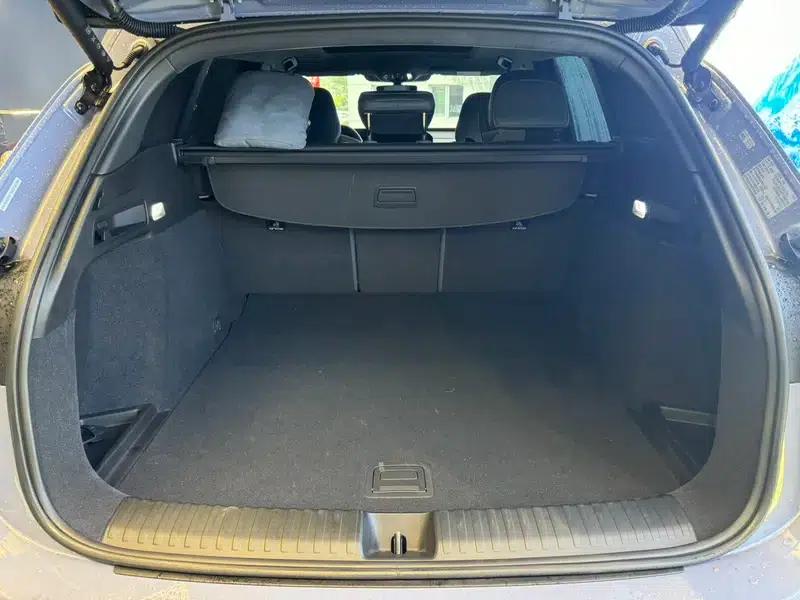 Audi Q6L e-tron 2026 First Edition — миниатюра 18