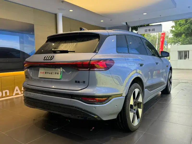 Audi Q6L e-tron 2026 First Edition — миниатюра 6