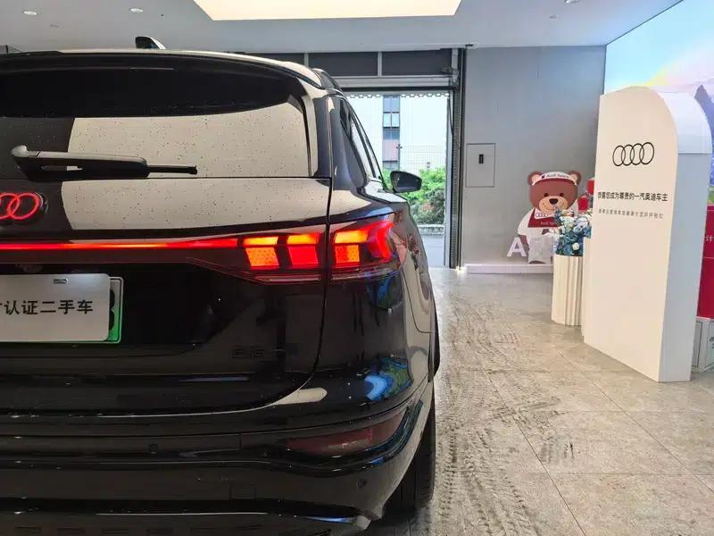 Audi Q6L e-tron 2026 First Edition — миниатюра 5