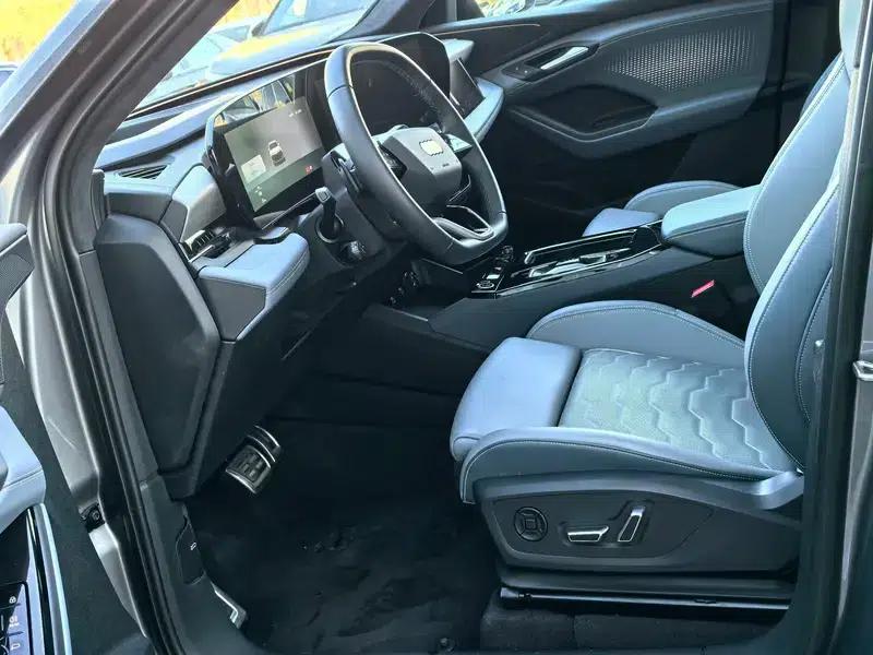 Audi Q6L e-tron 2026 First Edition — миниатюра 16