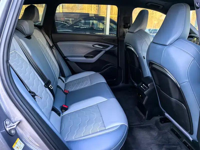 Audi Q6L e-tron 2026 First Edition — миниатюра 19