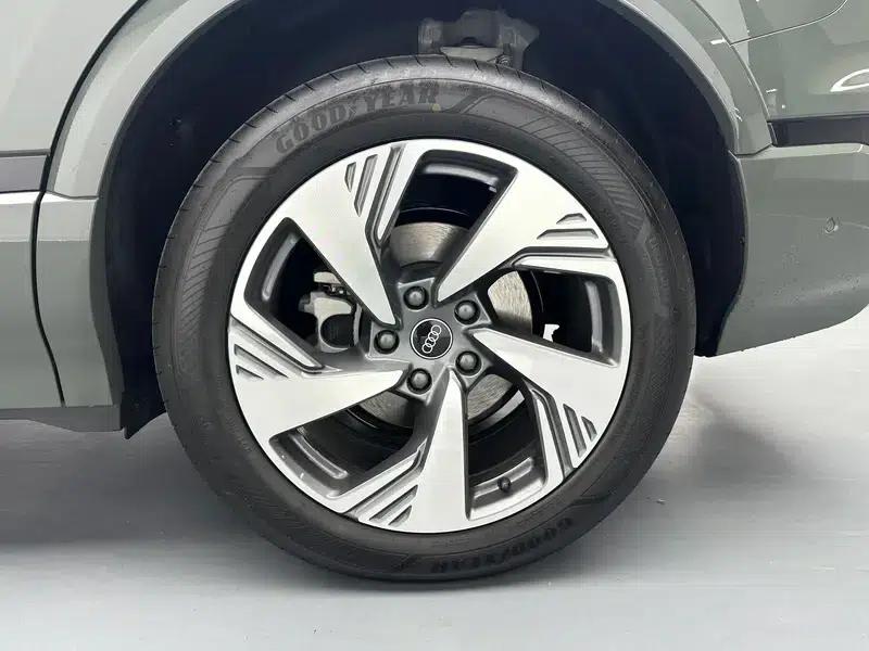 Audi Q6L e-tron 2026 Extended Range Version — миниатюра 9